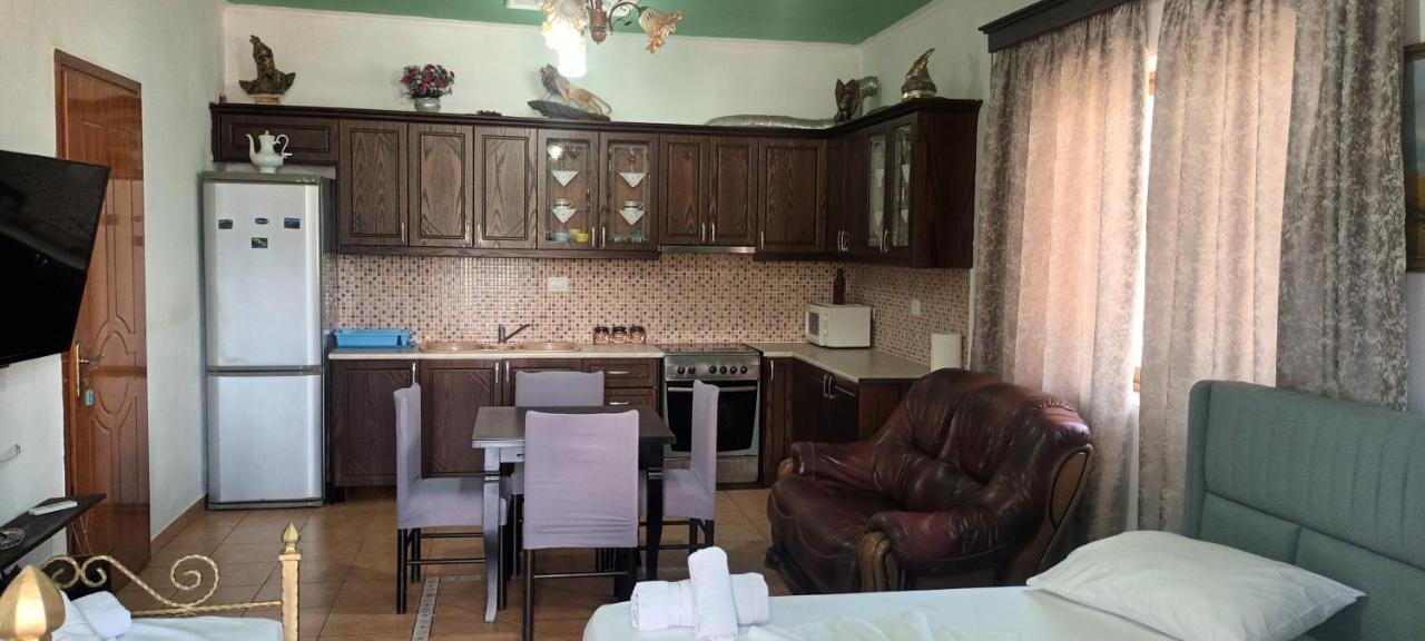 Apartments Resul Pushi Ksamil Buitenkant foto